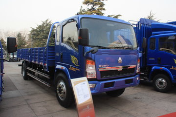 中国重汽HOWO 悍将 140马力 4X2 栏板载货车(ZZ1167G5215C1) 卡车图片
