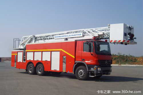 奔驰 Actros 408马力 6X4 消防车(中联牌)