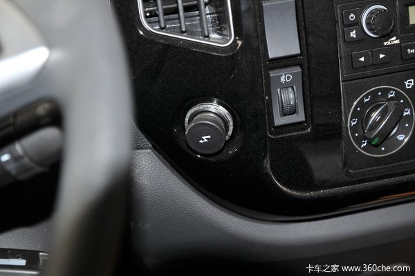 虎VR载货车无锡市火热促销中 让利高达0.8万