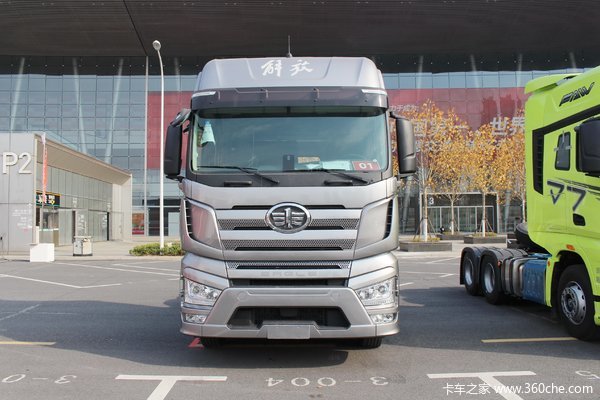 优惠 0.3万 包头市解放J7牵引车促销中