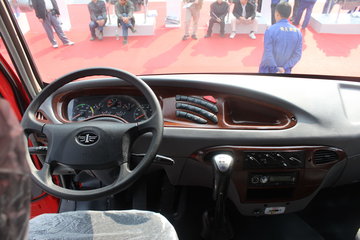 青岛解放新大威重卡290马力6x454米自卸车ca3256p2k2t1ea81