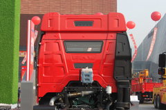 解放 J6P重卡 350马力 8X4 载货车(底盘)(CA1310P66K24L7T4A1E)