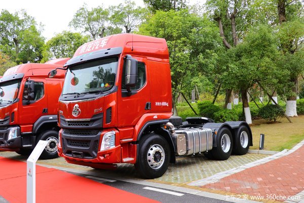 降价促销 桂林乘龙H5牵引车仅售30.10万