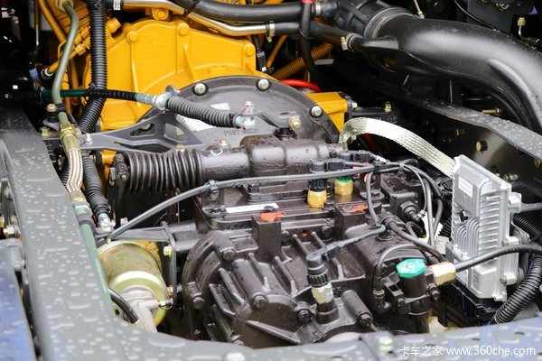 降价促销 新乘龙M3载货车仅售13.27万元