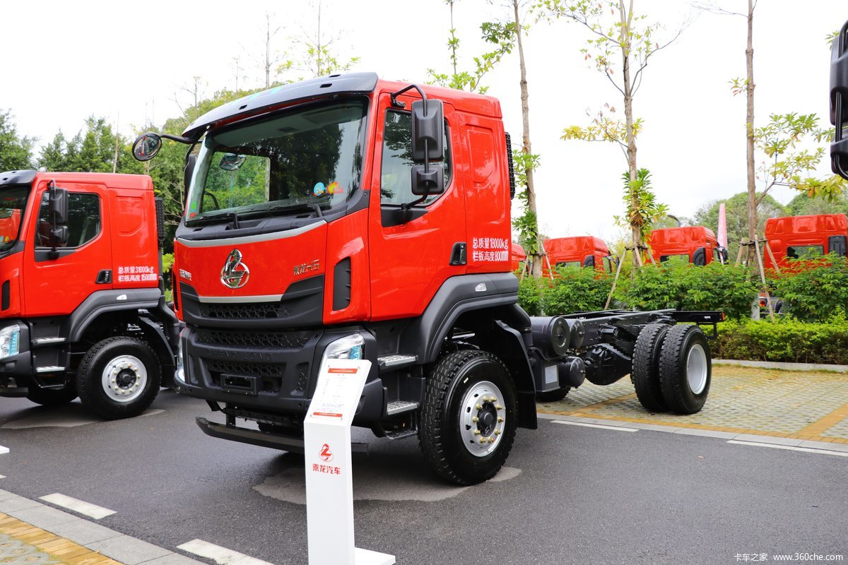 东风柳汽 乘龙H5 200马力 4X2 4.5米自卸车(国六)