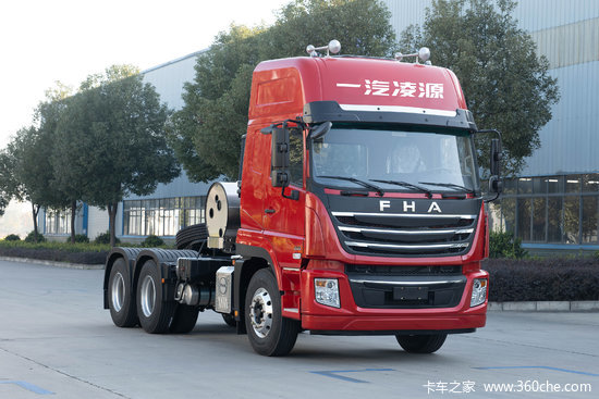 一汽凌河f200重卡460马力6x4lng牵引车cal4251q4f4e6