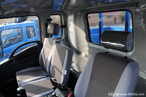 降价促销 奥驰V系载货车  仅售7.46万元