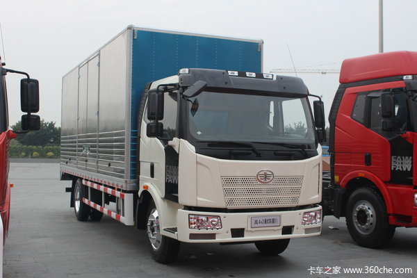 一汽解放 J6L中卡 164马力 4X2 7.9米厢式载货车(CA5120XXYP62K1L3E4Z)