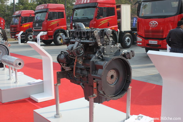 大柴BF6M2012-20E3 200马力 6L 国三 柴油发动机