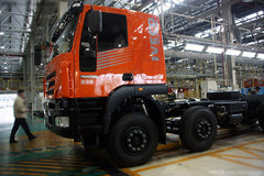 红岩 新金刚重卡 310马力 8X4 7.4米自卸车(CQ3314HMG366)
