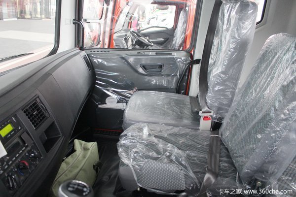 优惠0.2万 上海森睿多利卡D12载货车促销