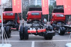 唐骏欧铃 K7系列 超达 170马力 6.2米单排栏板载货车