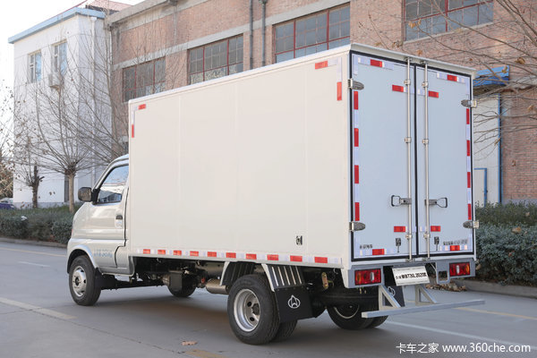 回馈客户 神骐T20载货车让利0.4万元