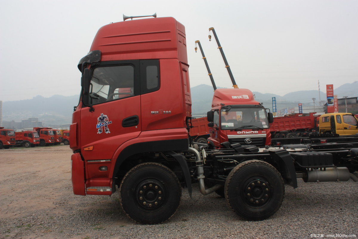 【图】福田 瑞沃 6系重卡 290马力 8x4 专用车(底盘)(bj1312v7pec-f2)