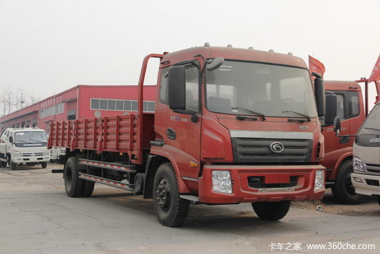 时代汽车 康瑞中卡 140马力 4x2 排半载货车