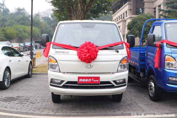 回馈客户包头跨越者D5载货车仅售7.43万