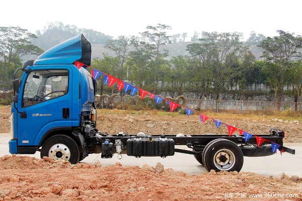 仅售7.38万南宁解放公狮载货车优惠促销