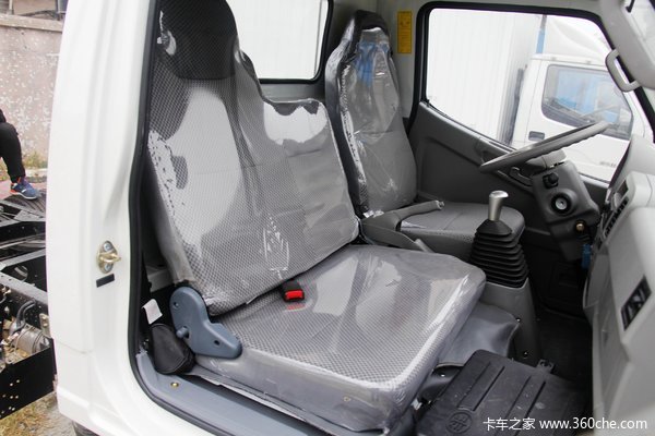 降价促销 解放霸铃载货车 仅售5.61万元