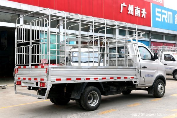 降价促销 跨越王X3载货车仅售4.89万元