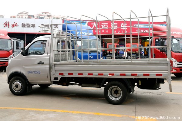 降价促销 跨越王X3载货车仅售4.89万元