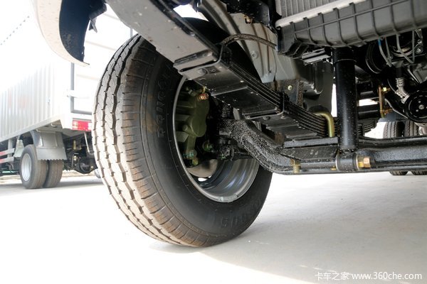 降价促销 跨越王X5载货车 仅售6.79万元