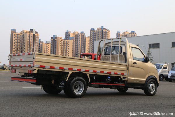 南骏瑞帅f系单排38米货箱成都瑞宇优惠03万元