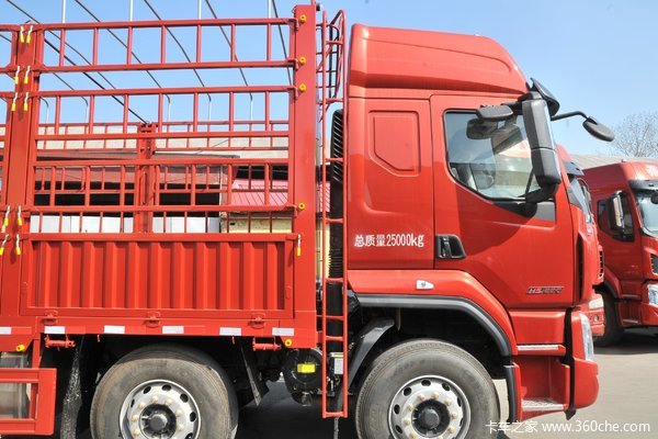 回馈客户冠兴乘龙H5载货车仅售16.20万