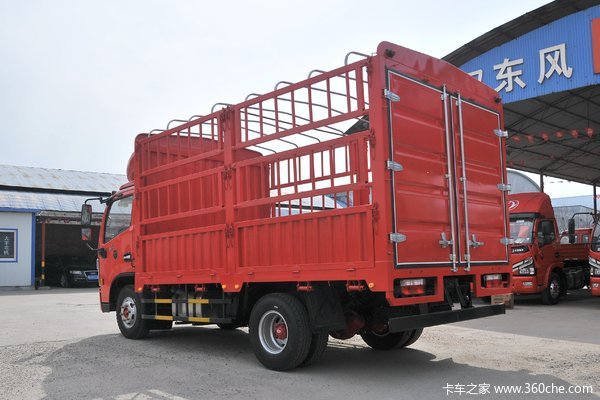 回馈客户多利卡D6载货车仅售10.23万元起