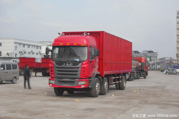 江淮 格尔发K3X重卡 245马力 6X2 9.5米厢式载货车(HFC5201XXYP2K2C54F)