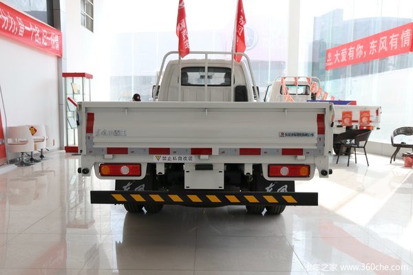 杭標微卡爆款，就選東風小霸王W17柴油版