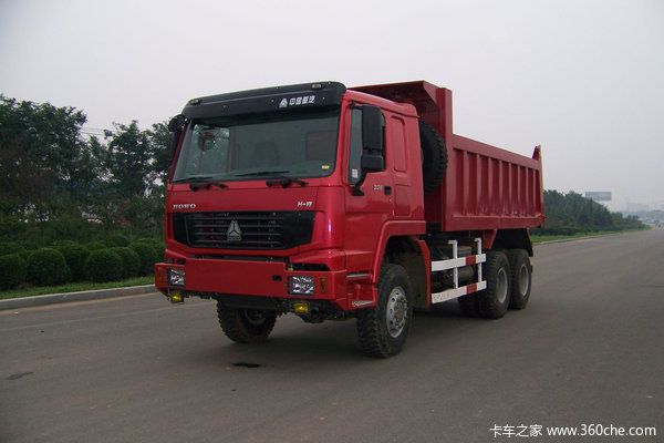 中国重汽 HOWO重卡 300马力 6X6 5.17米自卸车(ZZ3257N3857C1/T2WA)