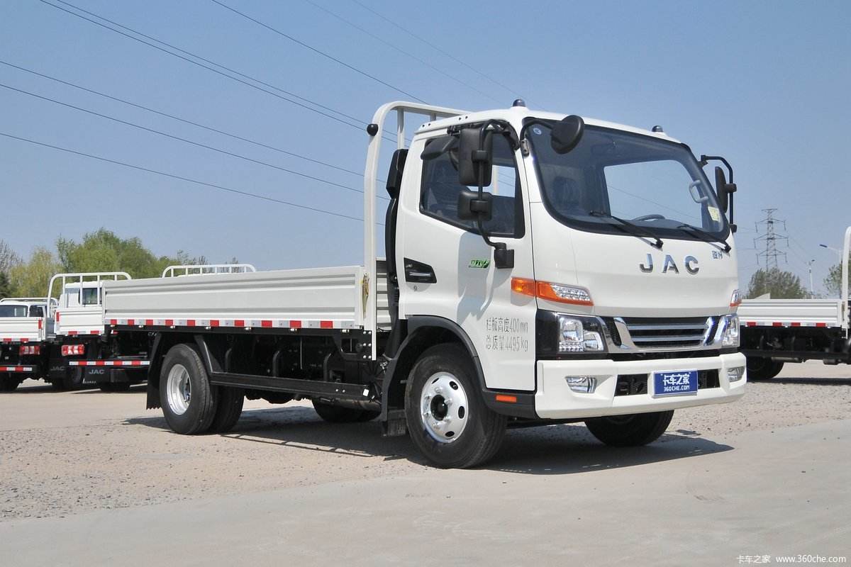 22米单排栏板轻卡(国六)(hfc1043p31k1c7s)_实拍图片_934560_卡车之家