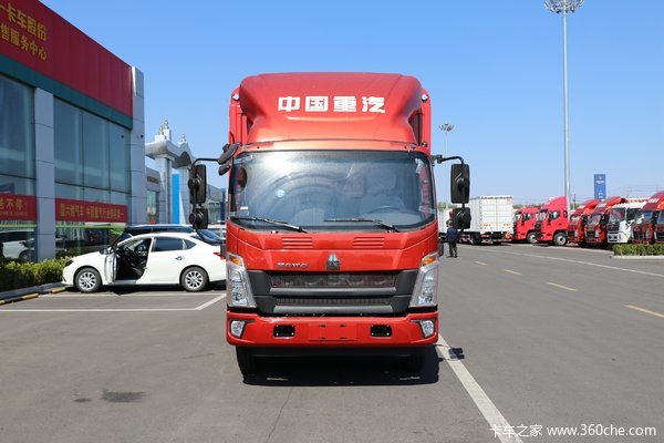 中国重汽HOWO 王系 190马力 5.75米排半厢式轻卡(ZZ5117XXYH4515F112)