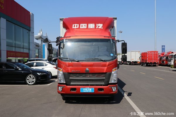 中国重汽HOWO 王系 130马力 3.85米排半厢式轻卡(ZZ5047XXYC3314E145-1)