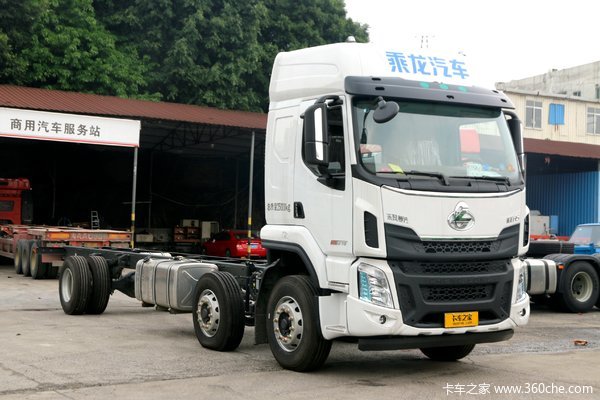 东风柳汽 乘龙H5中卡 270马力 4X2 9.8米厢式载货车(LZ5180XXYM5AB)