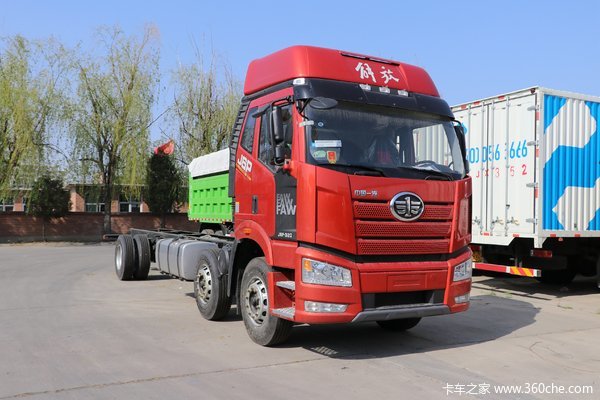 邢台晨阳联众汽车贸易有限公司现车销售9.6米载货车，国六