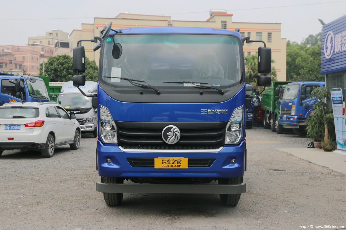 中国重汽成都商用车 腾狮 130马力 4X2 4.5米自卸车