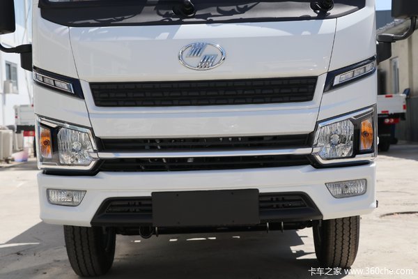 买车即送交强险上汽跃进新品s80惊喜来袭