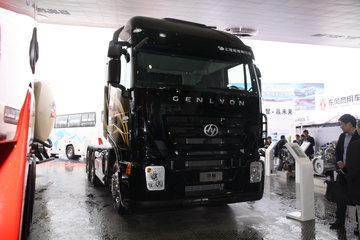 红岩 杰狮S100重卡 480马力 6X4 牵引车(上菲红C13)(CQ4255HXG334)