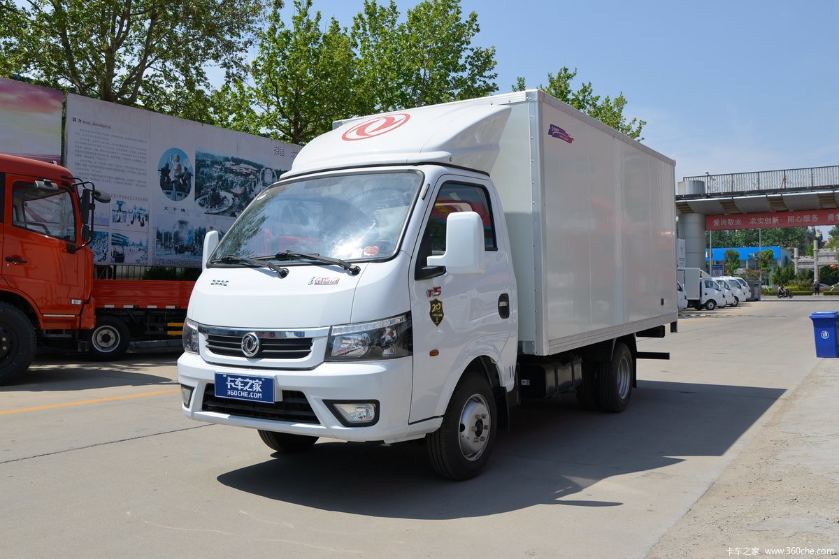 东风途逸 T5 1.6L 105马力 CNG 3.4米单排厢式小卡(宽轮距)(国六)