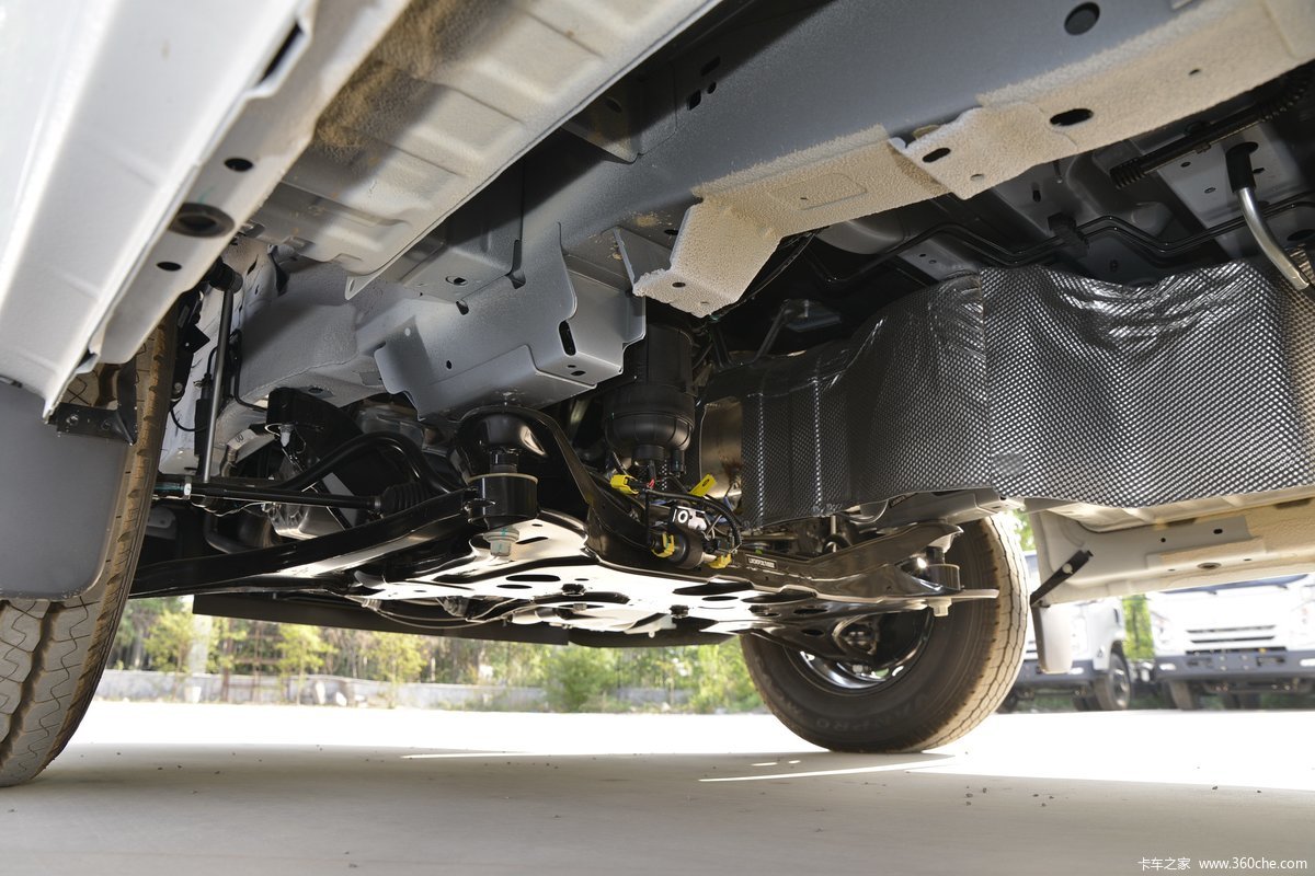 【图】江铃汽车 新全顺 2020款 121马力 6座 短轴 2.