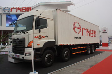 广汽日野 700系列重卡 380马力 8X4 9.6米厢式载货车(YC5310XXYFY2PY)