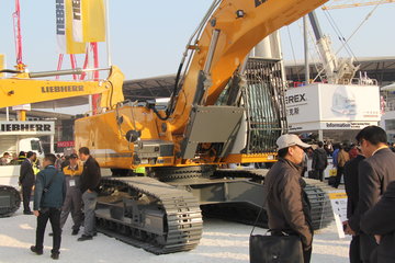 利勃海尔 R944C SME履带式挖掘机