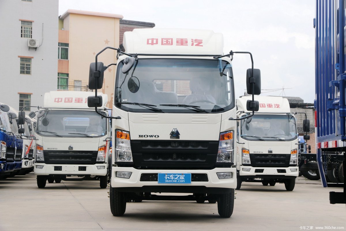 中国重汽HOWO 追梦 经典款 160马力 4.15米单排栏板轻卡(国六)(桶装垃圾运输车)