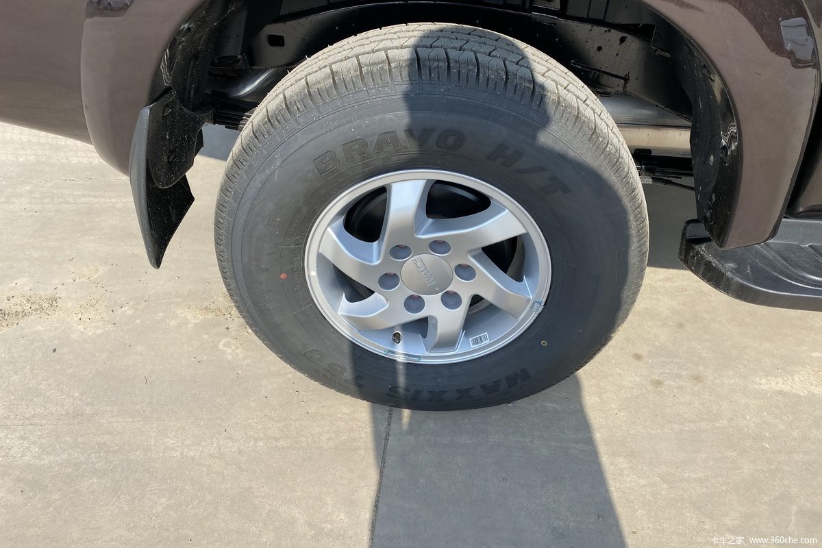 0t柴油141马力手动两驱标轴距双排皮卡>底盘> > 江铃汽车 > 域虎5 >