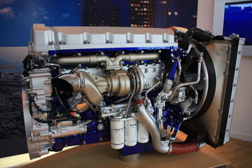 沃尔沃D13C540S EUV 540马力 13L 国五 柴油发动机