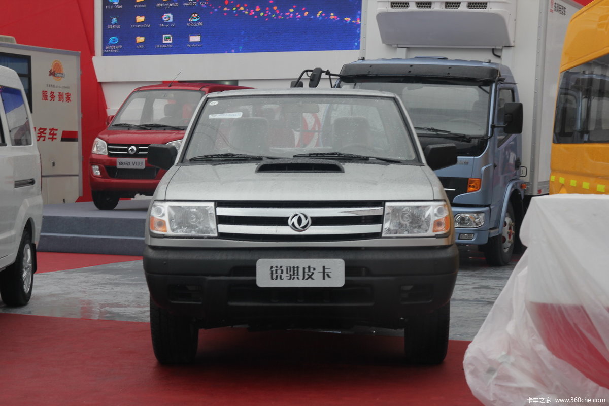 郑州日产 东风锐骐 精英版 标准型 2013款 两驱 2.8L柴油 双排皮卡