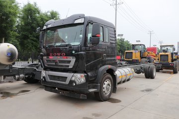 中国重汽 HOWO TX 290马力 4X2 9.52米LNG厢式载货车(国六)