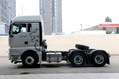 中国重汽 汕德卡SITRAK C7H重卡 440马力 6X4危险品牵引车(高顶)(国六)(ZZ4256V324HF1W)