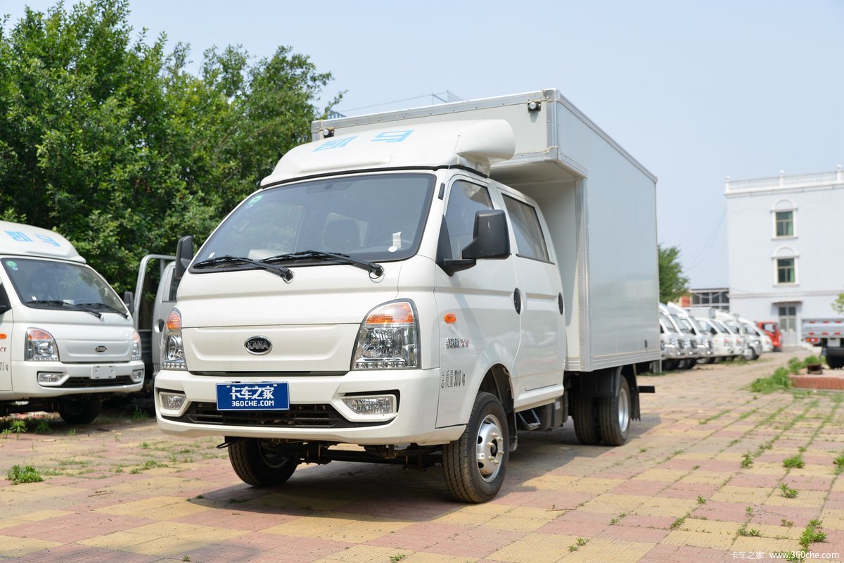 凯马 锐航X1 高配版 1.5L 113马力 汽油 3米双排厢式微卡(国六)